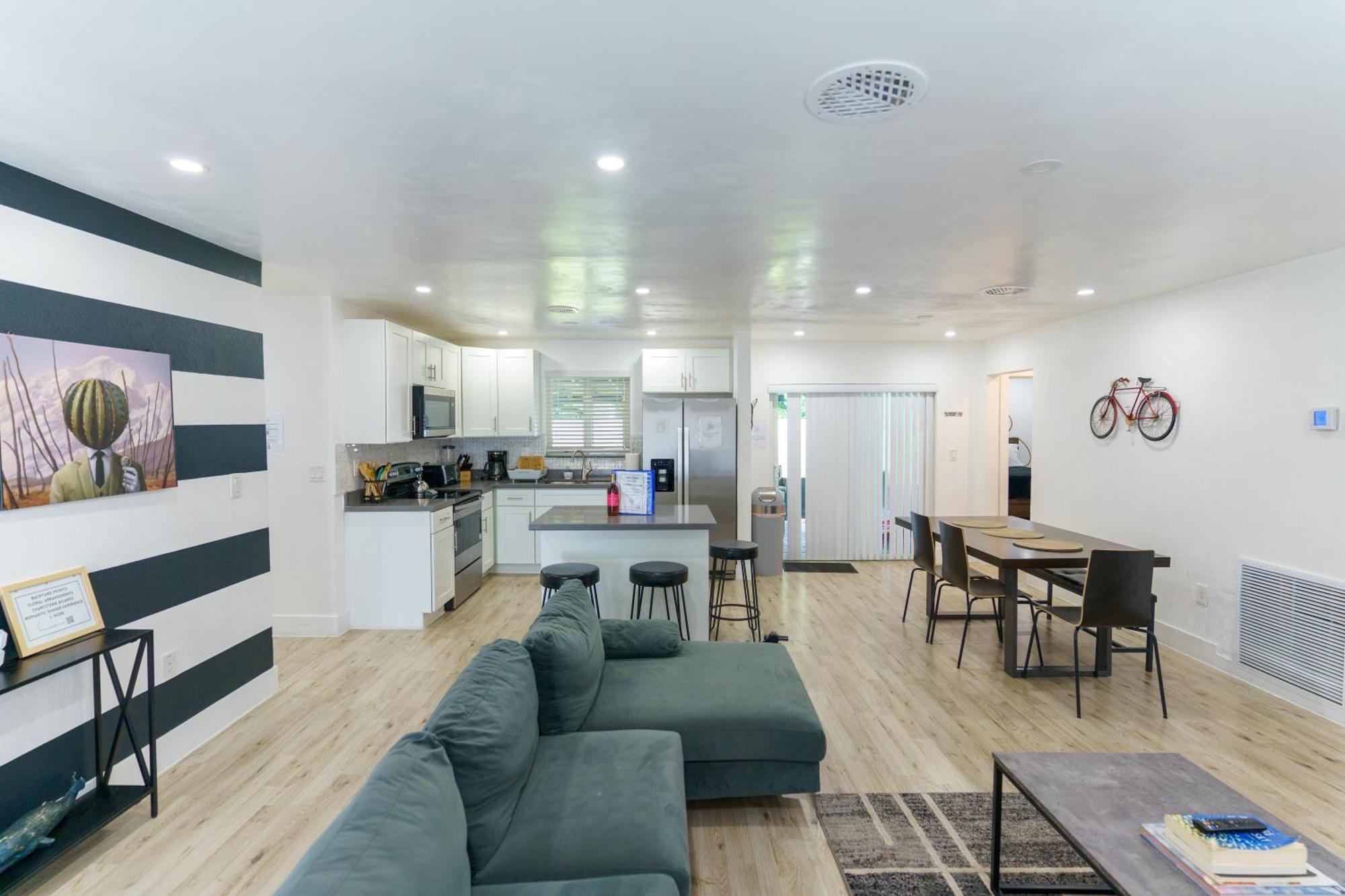 Cryptocabana Miami Exterior photo