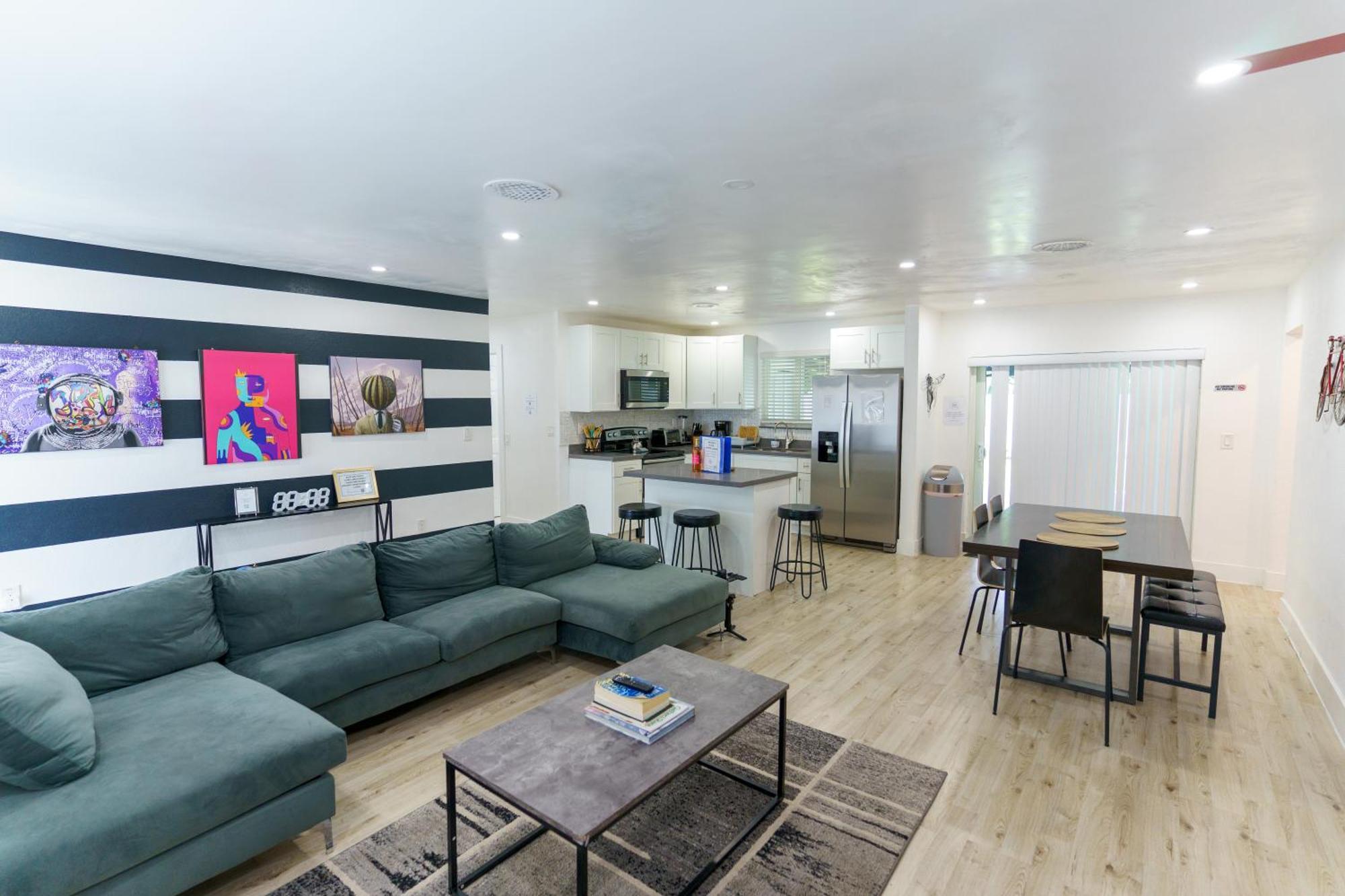Cryptocabana Miami Exterior photo